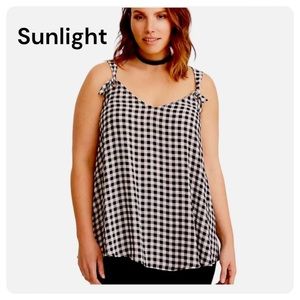 TORRID Checkered Tank Blouse - Size 1 (16)